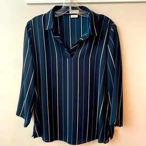 Van Heusen split neck tunic